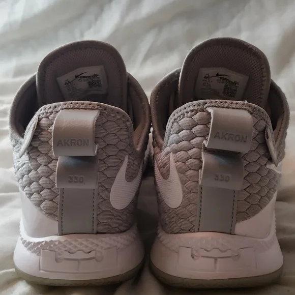 Nike Lebron Witness 3 PRM - Picture 2 of 5